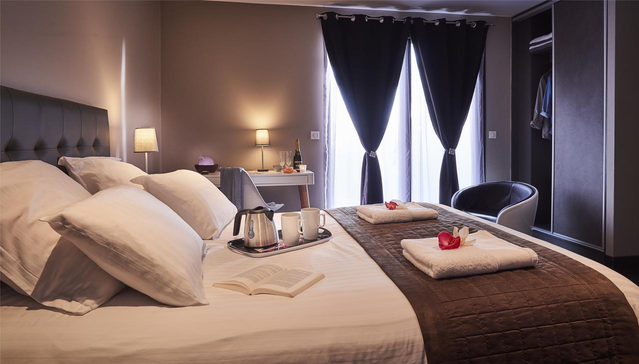 Villa Romeo L'Etang-Sale Ngoại thất bức ảnh